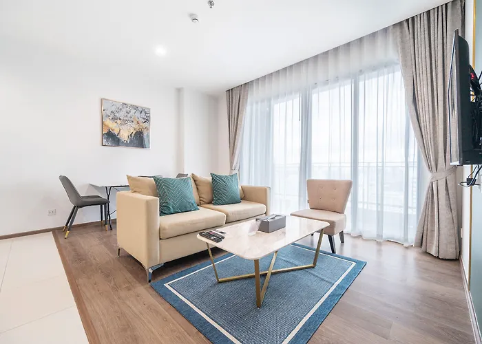 The Rich Sukhumvit Nana 4*