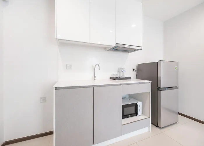 The Rich Sukhumvit Nana 4*