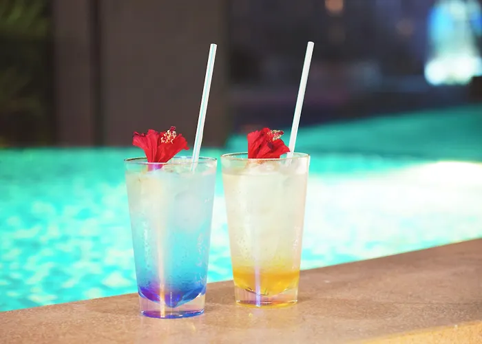 The Rich Sukhumvit Nana Hotel 4*