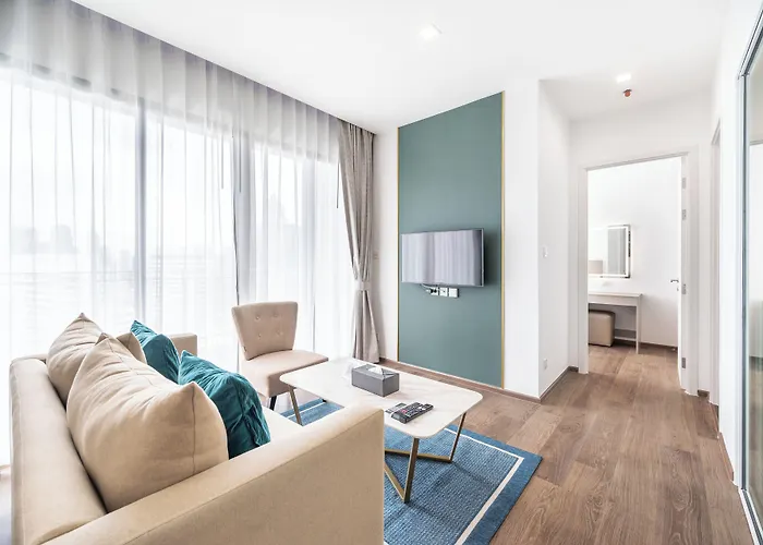 The Rich Sukhumvit Nana Hotel 4*