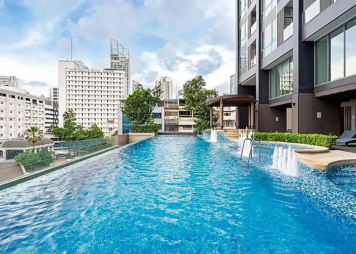 The Rich Sukhumvit Nana