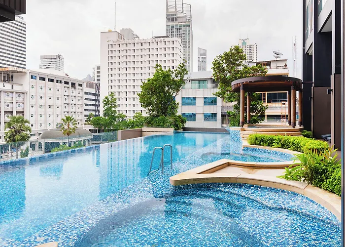 The Rich Sukhumvit Nana